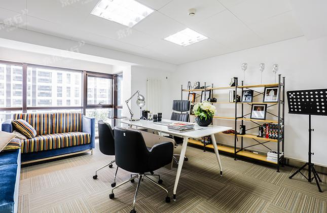 合创产业中心 315m²房型