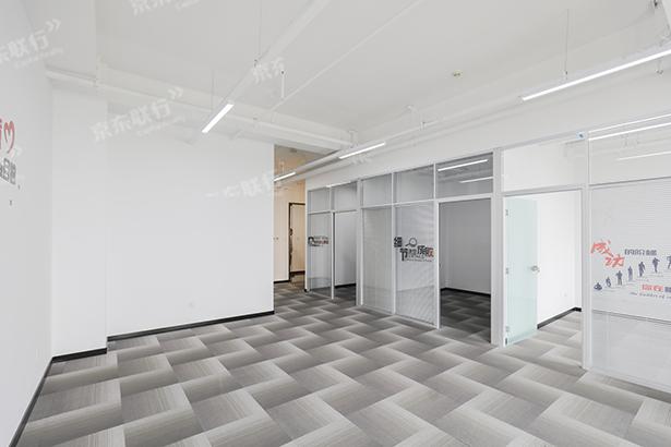 亦贸科创中心 180m²房型