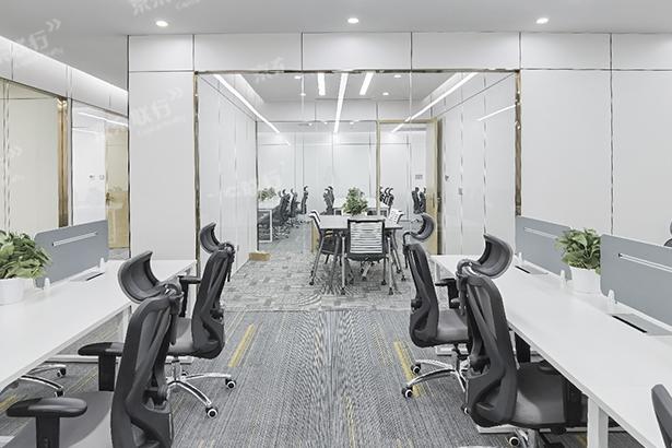聚杰金融大厦 479m²房型