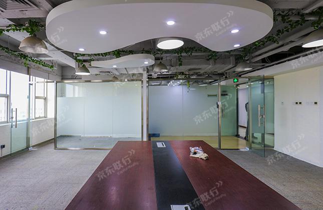 朝阳区-酒仙桥-星城国际-写字楼出租-豪装-120㎡