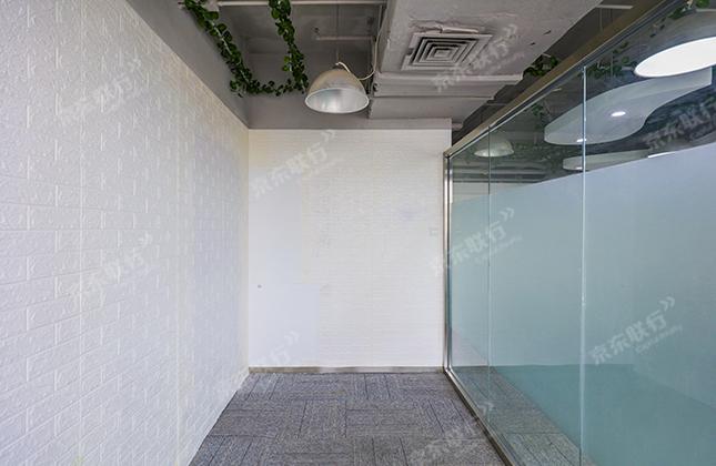 朝阳区-酒仙桥-星城国际-写字楼出租-豪装-120㎡