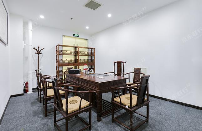 大兴区-北京经济技术开发区-荣华国际大厦-写字楼出租-豪装-300㎡