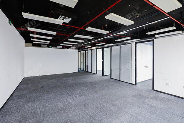 丰台区-丰台科技园-汉威国际广场-写字楼出租-精装-2729㎡