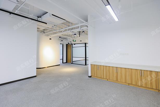 朝阳区-国贸-光华路SOHO二期-写字楼出租-豪装-300㎡