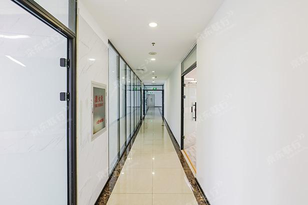 丰台区-丰台科技园-总部广场-写字楼出租-精装-400㎡