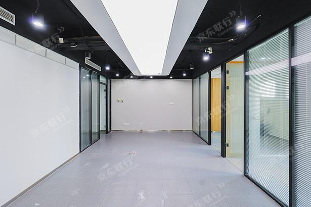 朝阳区-建国门-京泰大厦-写字楼出租-豪装-400㎡