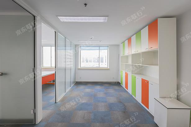 朝阳区-建国门-京泰大厦-写字楼出租-豪装-150㎡