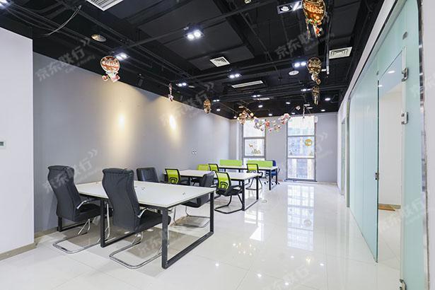 丰台区-丰台科技园-盈坤世纪-写字楼出租-精装-165㎡