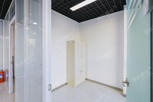 丰台区-丰台科技园-盈坤世纪-写字楼出租-精装-175㎡
