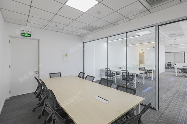 朝阳区-望京-望京SOHO-写字楼出租-精装-278㎡