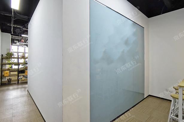 朝阳区-四惠-华文国际传媒大厦-写字楼出租-豪装-224㎡