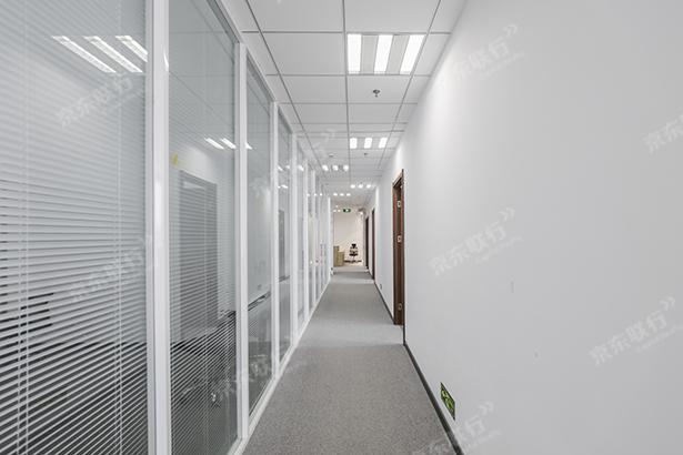 大兴区-亦庄-中航技广场-写字楼出租-豪装-655㎡