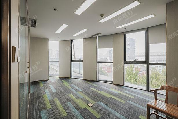 朝阳区-工体-三里屯SOHO-写字楼出租-精装-186㎡