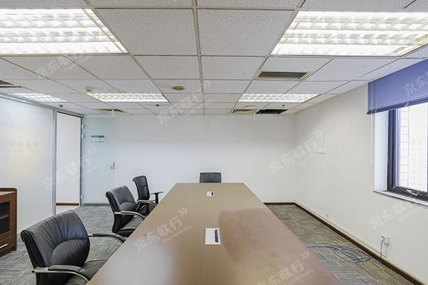 朝阳区-建国门外-赛特大厦-写字楼出租-简装-630㎡