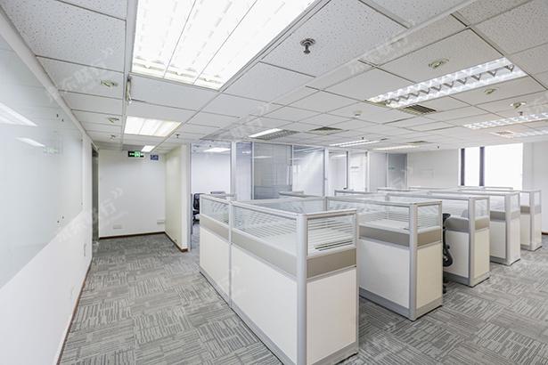朝阳区-建国门外-赛特大厦-写字楼出租-简装-630㎡