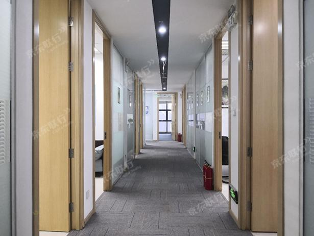 东城区-东四十条-南新仓大厦-写字楼出租-豪装-670㎡