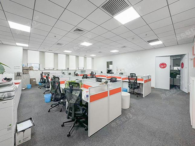 大兴区-亦庄-中航技广场-写字楼出租-豪装-1800㎡