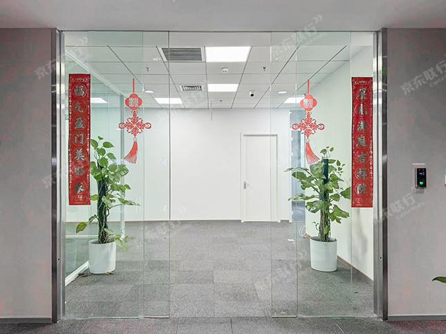 大兴区-亦庄-中航技广场-写字楼出租-豪装-1800㎡