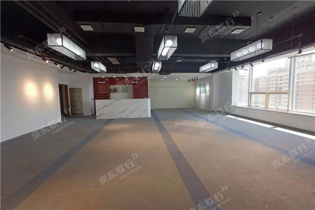 顺迈金钻 270m²房型